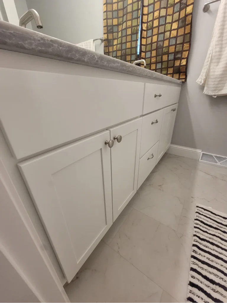 Cabinet Refinish Close-up2
